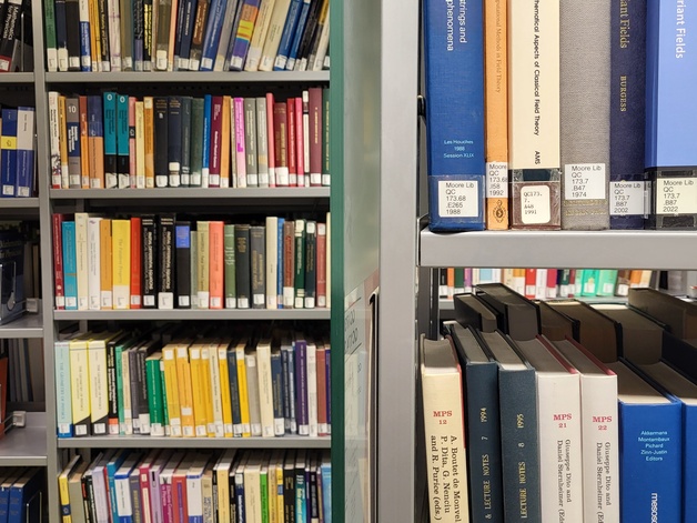 Moore Library book shelves, showing part of the main STEMM collection
